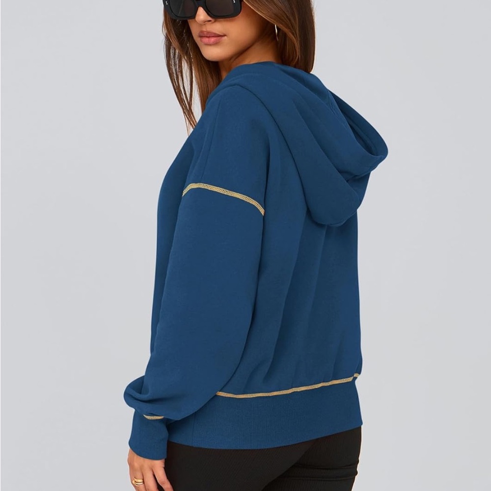 Stylish Blue Hoodie with Gold Trim Size L